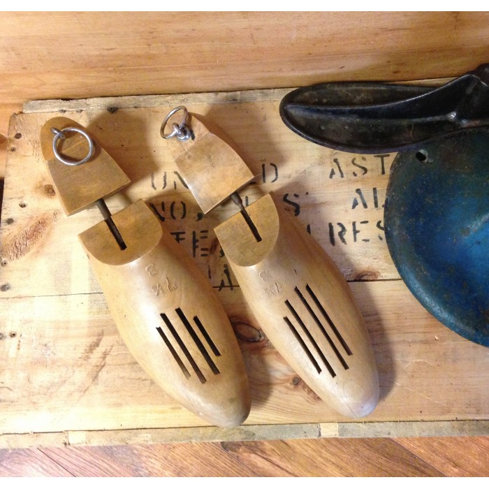 Formes de chaussures en bois (2)